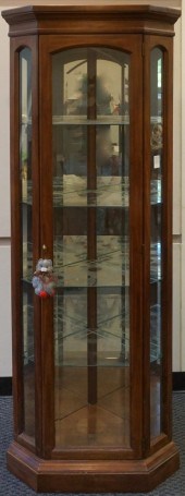 FRUITWOOD ILLUMINATED CORNER V