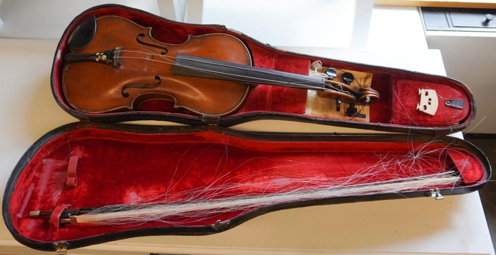 FRUITWOOD VIOLIN AND