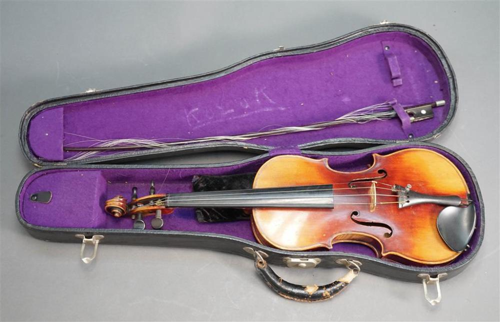 FRUITWOOD VIOLIN WITH BOW IN