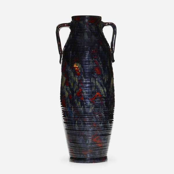 Fulper Pottery. Tall Colonial