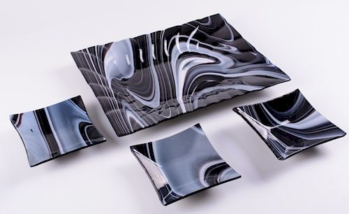 FUSED GLASS SERVING DISH & BOWLS BY