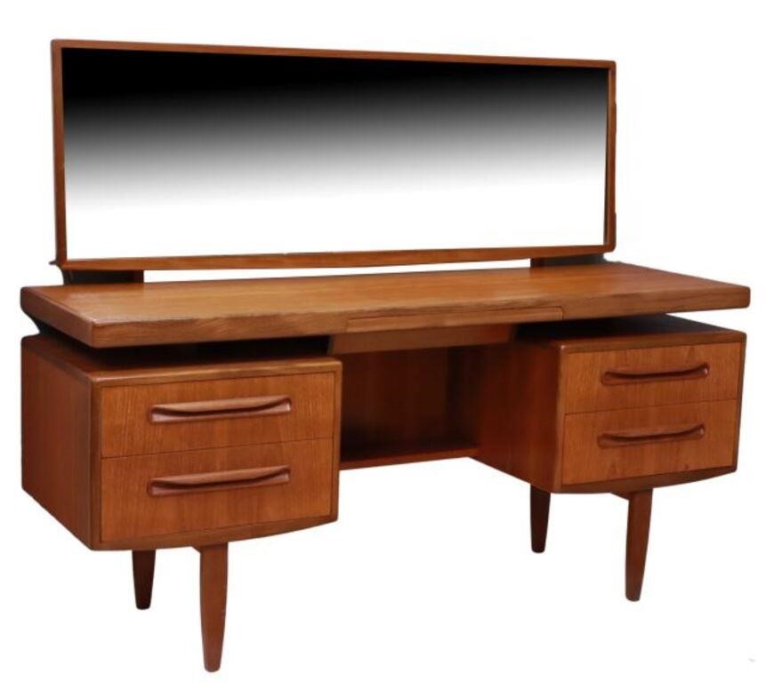 G PLAN 'FRESCO' MID-CENTURY TEAK