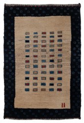 GABBEH SCATTER RUG: 2’2” X 3’2
