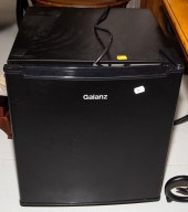 GALANZ MINI FRIDGE 20 in. H.,