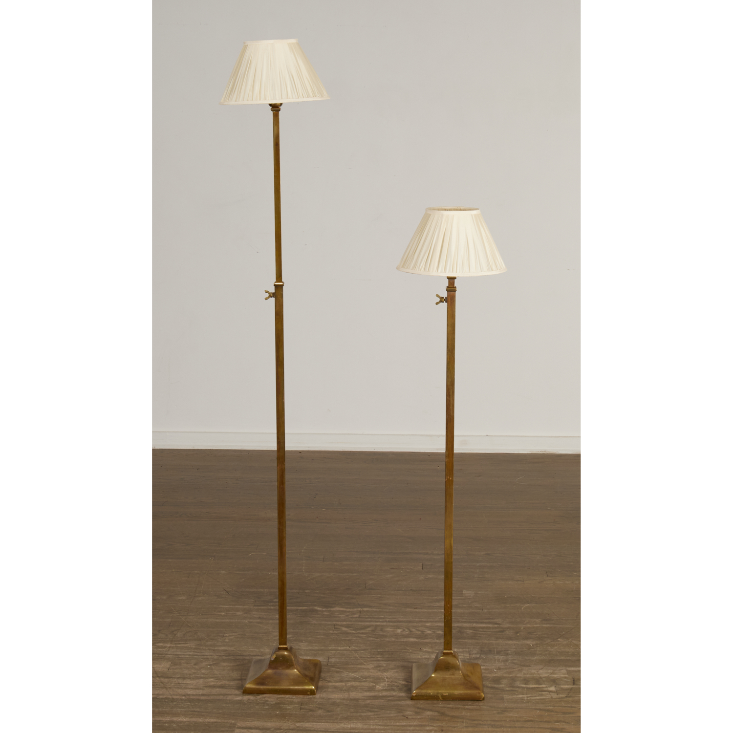 GALERIE DES LAMPES, PAIR BRASS