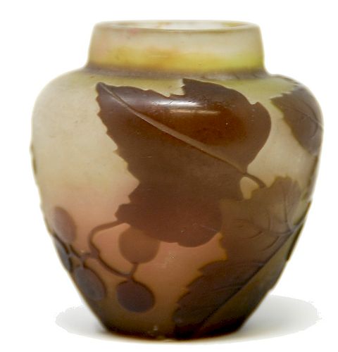 GALLE' CAMEO GLASSCABINET