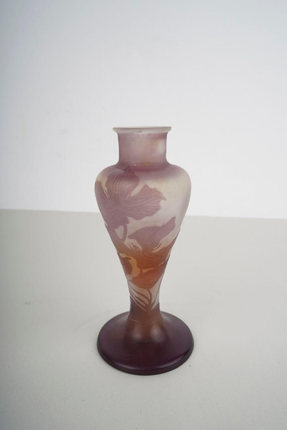 GALLE PURPLE FLORAL CAMEO VASE6 1/2