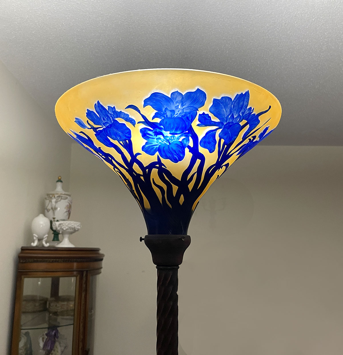 GALLE STYLE CAMEO GLASS FLOOR LAMP: