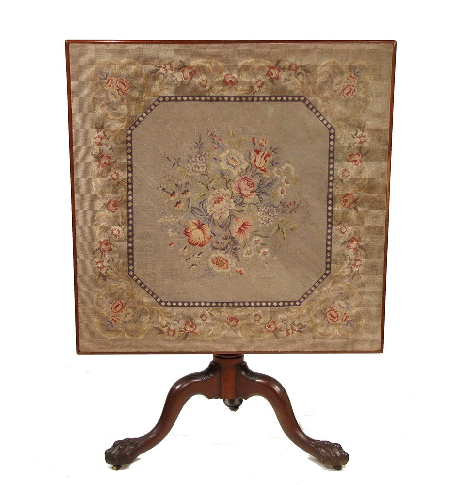 GAMING TABLE - Chippendale Period