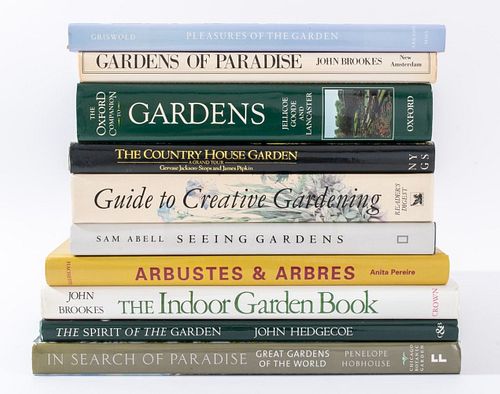 GARDEN REFERENCE BOOK / COFFEE