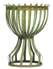 GARDEN: URN FORM IRON STRAP PL