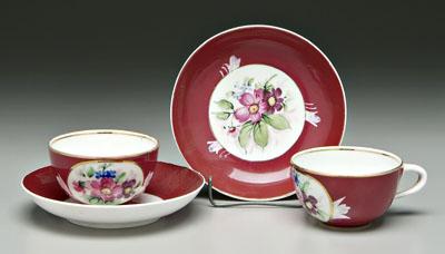 Gardner/Russian cups and saucers: