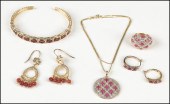 GARNET AND VERMEIL BRACELET. T