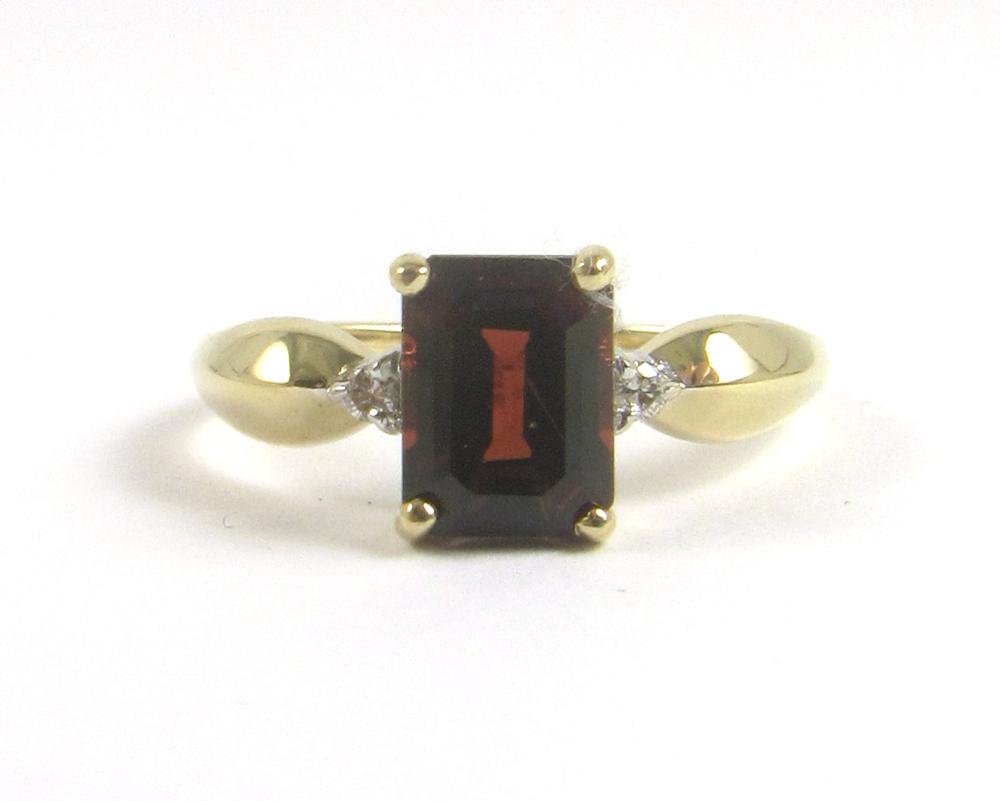 GARNET, DIAMOND AND FOURTEEN