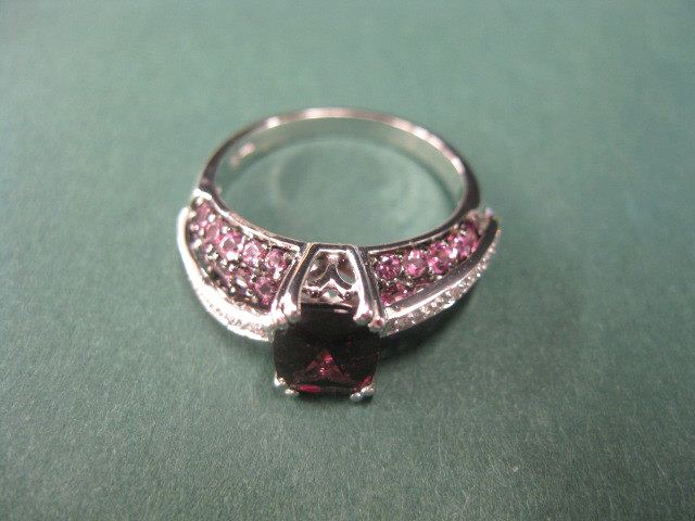 Garnet & Diamond Ring 2 carat