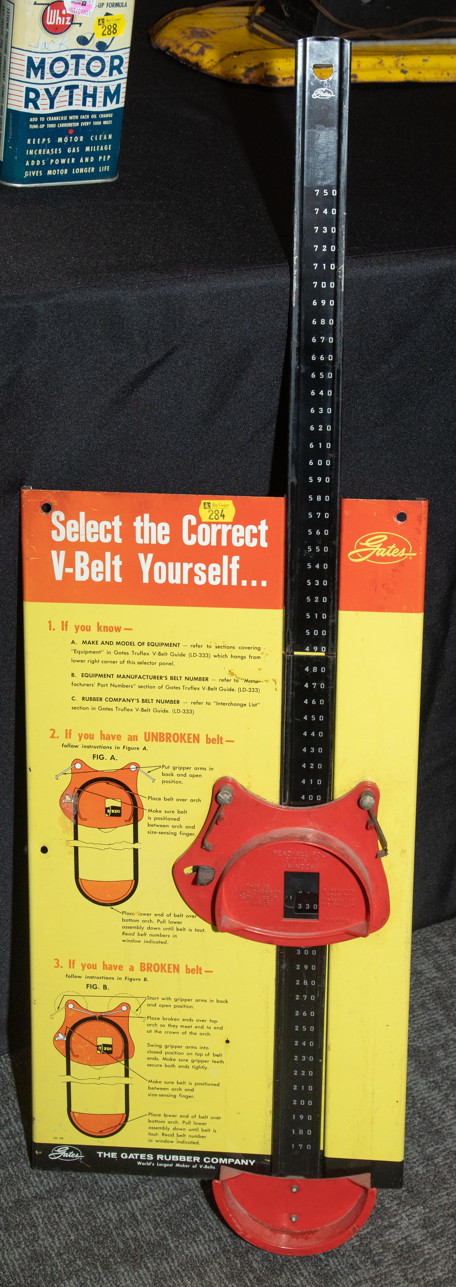 GATES FAN BELT WALL DISPLAY