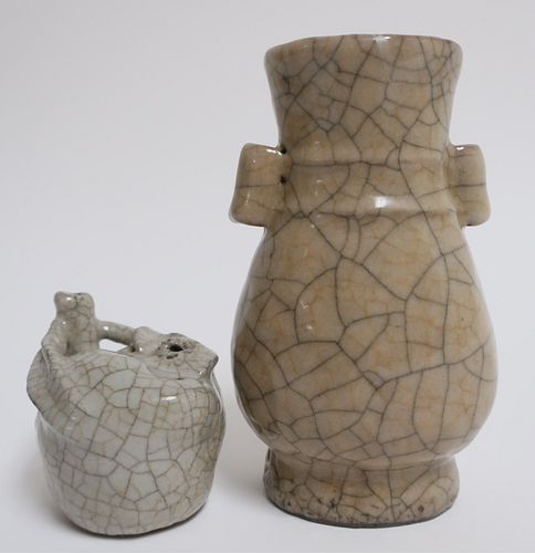 GE STYLE VASE AND WATER