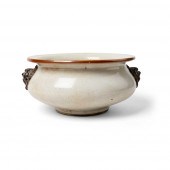 GE-TYPE CRACKLE-GLAZED LION-HE