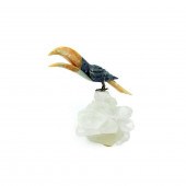 GEMSTONE TOUCAN FIGURINEVintag