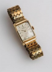 GENTLEMAN'S 14-KARAT YELLOW-GO