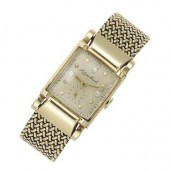 Gentlemans Gold Wristwatch<br
