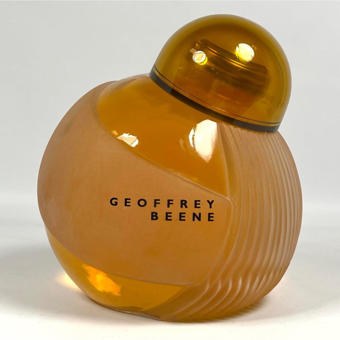 GEOFFREY BEENE Large Factice