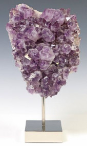 GEOLOGICAL AMETHYST CLUSTER ON