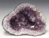 GEOLOGICAL AMETHYST GEODE SPEC