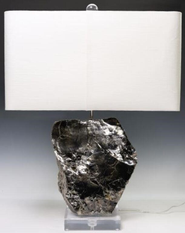GEOLOGICAL MICA SPECIMEN TABLE LAMP