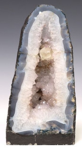 GEOLOGICAL QUARTZ CATHEDRAL GE