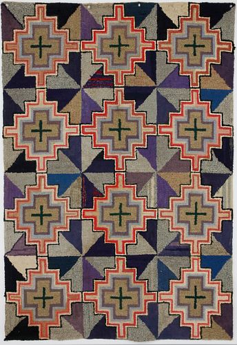 GEOMETRIC PATTERN HOOKED RUG,