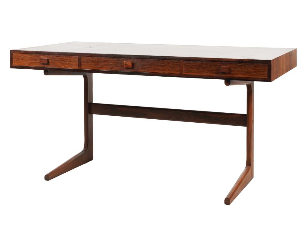 GEORG PETERSENS CANTILEVER