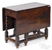 GEORGE I OAK GATELEG TABLE, CA