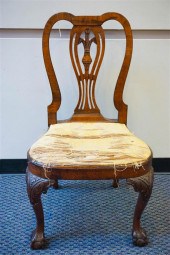 GEORGE II-III WALNUT VENEER AN