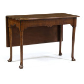 GEORGE II MAHOGANY BEDROOM TAB