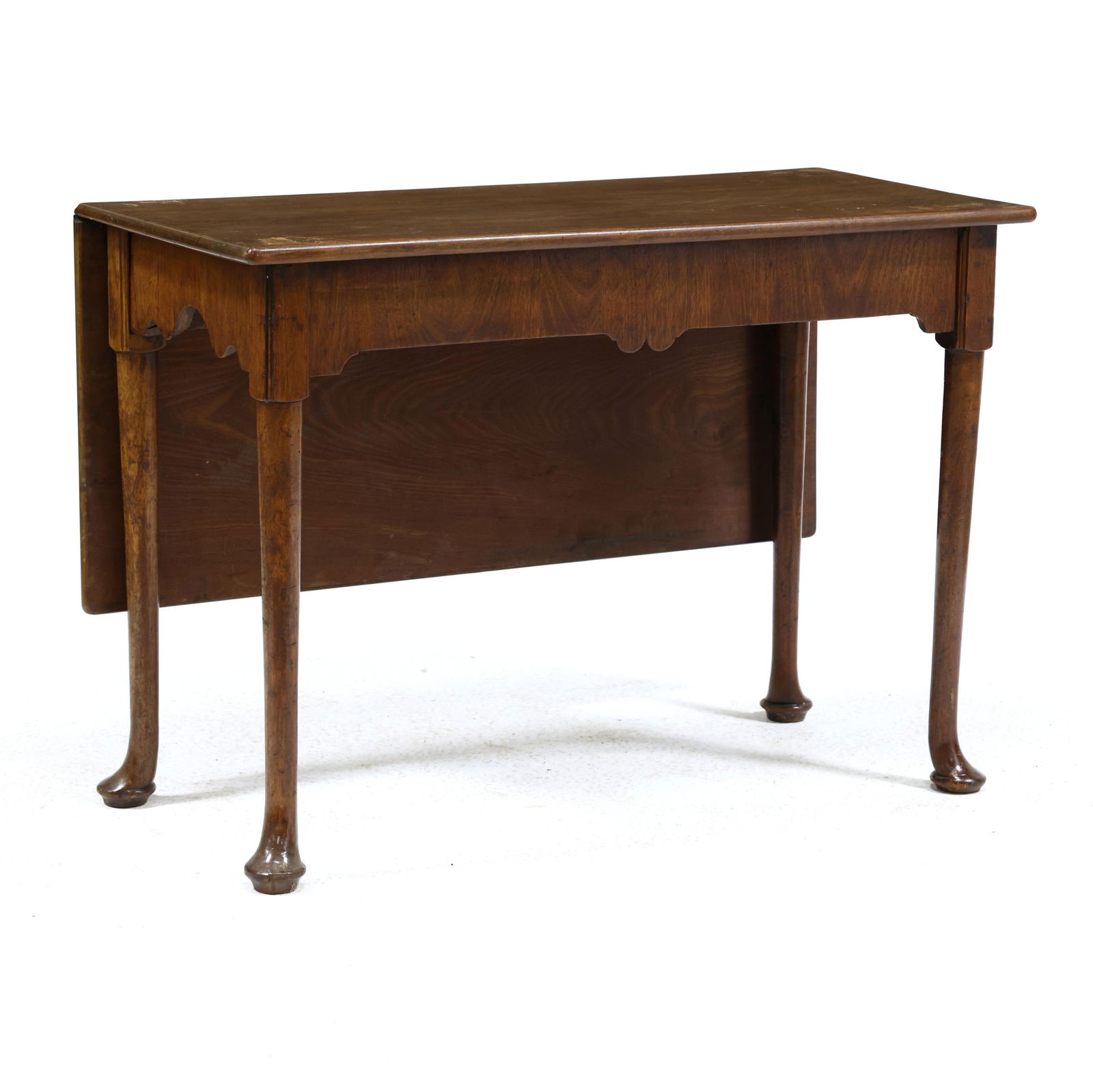 GEORGE II MAHOGANY BEDROOM