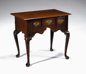 George II mahogany dressing table