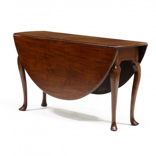 GEORGE II MAHOGANY DROP-LEAF DINING