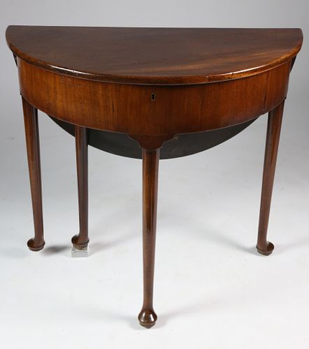 GEORGE II MAHOGANY LIFT-TOP