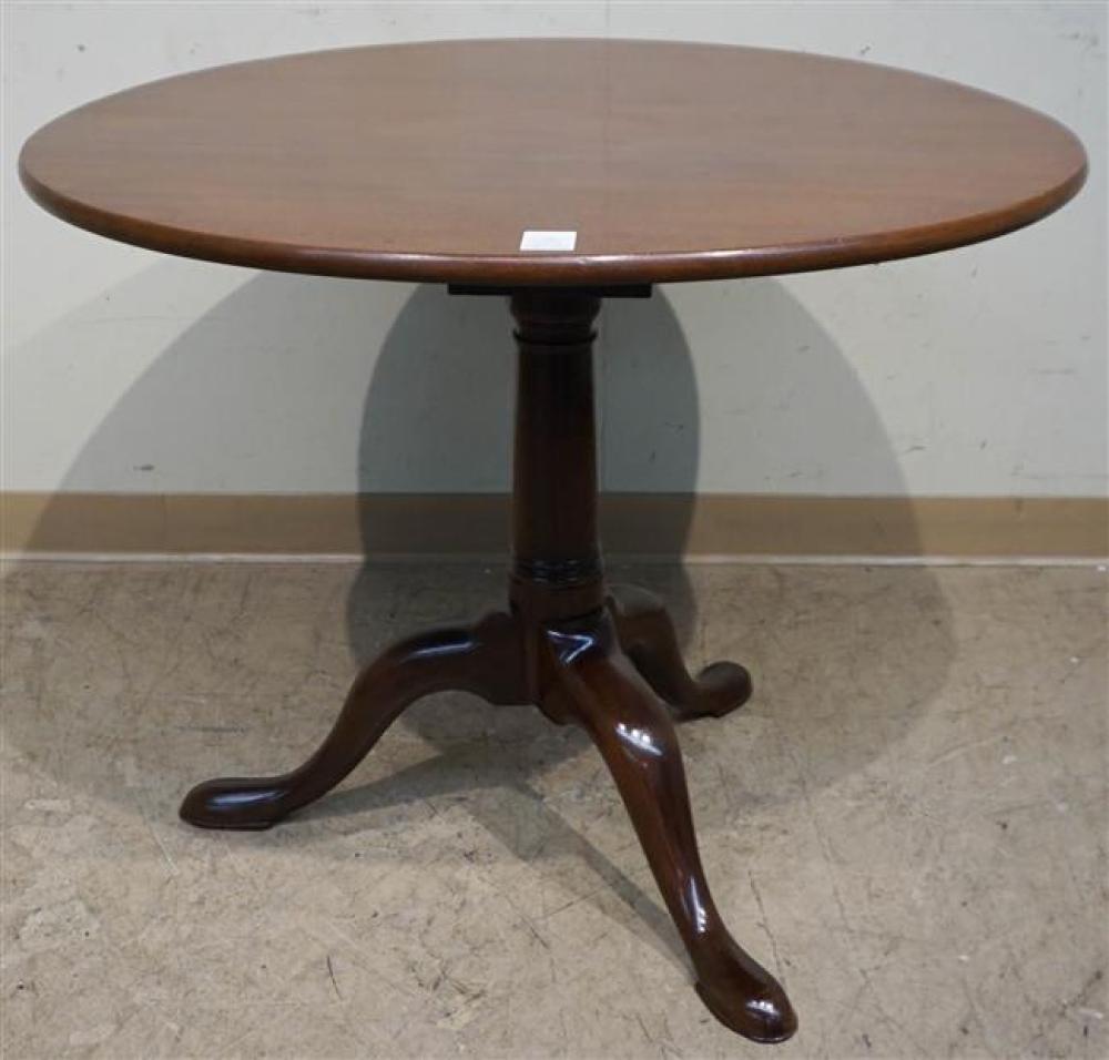 GEORGE II MAHOGANY TILT-TOP