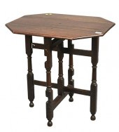 GEORGE II OAK HIDEAWAY TABLEGe