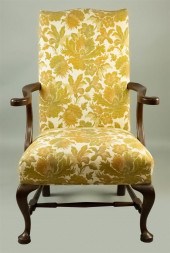 GEORGE II STYLE MAHOGANY LOLLI
