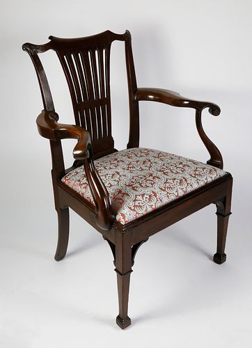 GEORGE III CARVED MAHOGANY OPEN