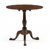 GEORGE III CARVED MAHOGANY TIL