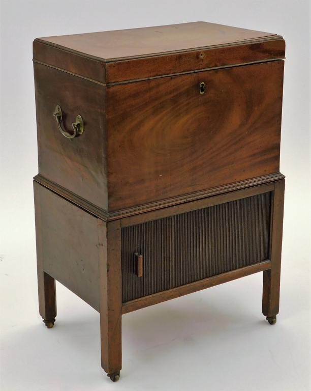 GEORGE III FLAME MAHOGANY WINE