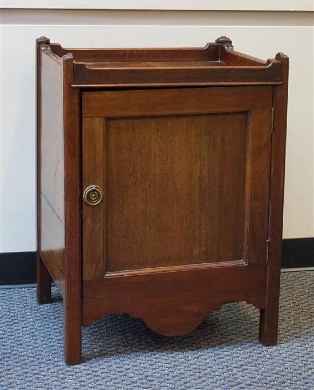 GEORGE III MAHOGANY BEDSIDE