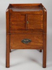 GEORGE III MAHOGANY BEDSIDE TA