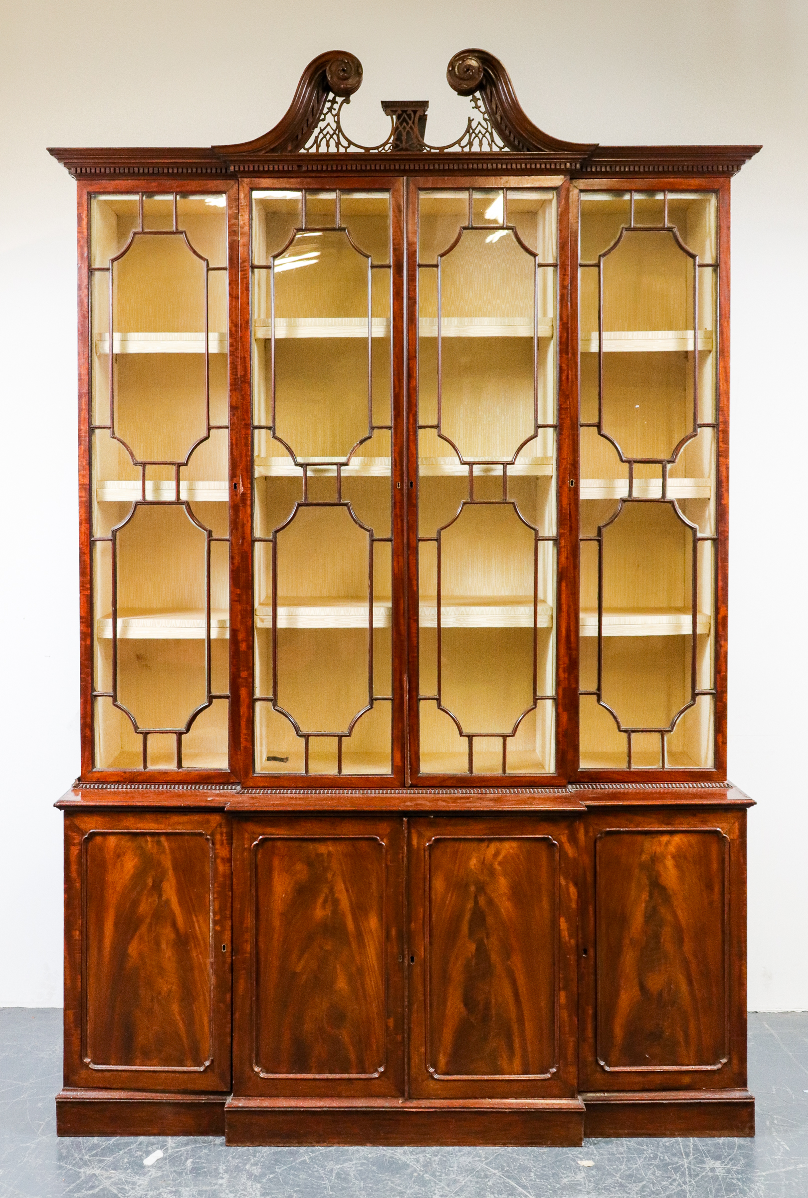 GEORGE III MAHOGANY BREAKFRONT