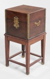George III Mahogany Cellaret o