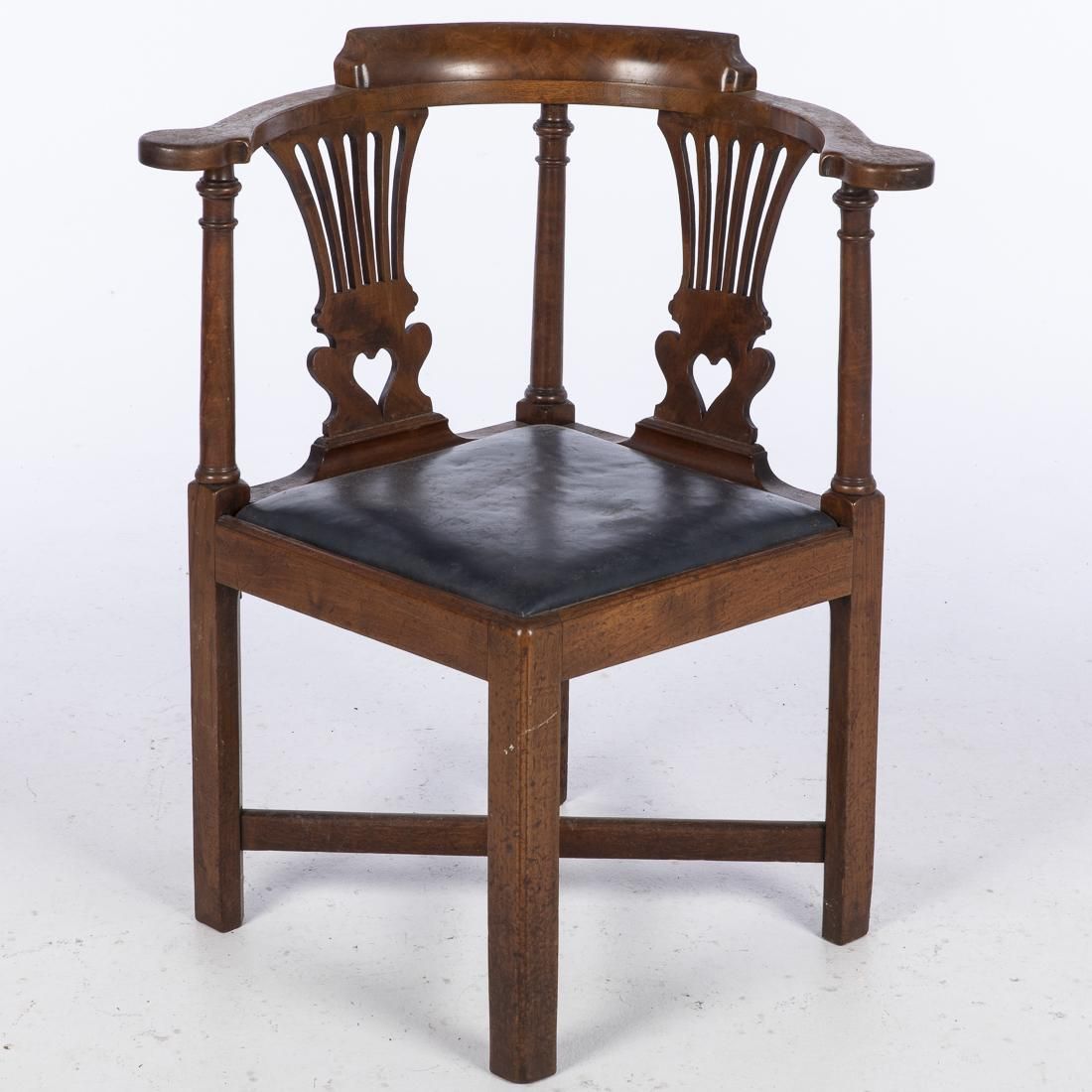 GEORGE III MAHOGANY CORNER